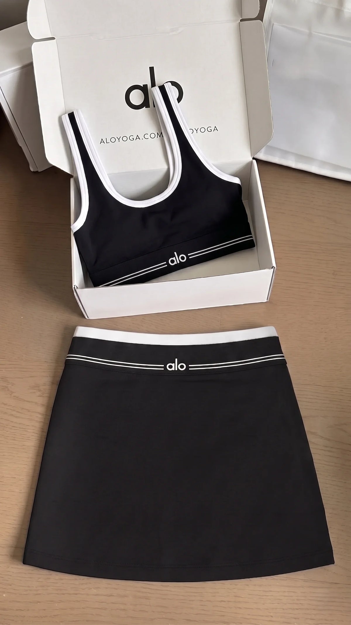 Ensemble Alo Airbrush Jupe-Short et Haut
