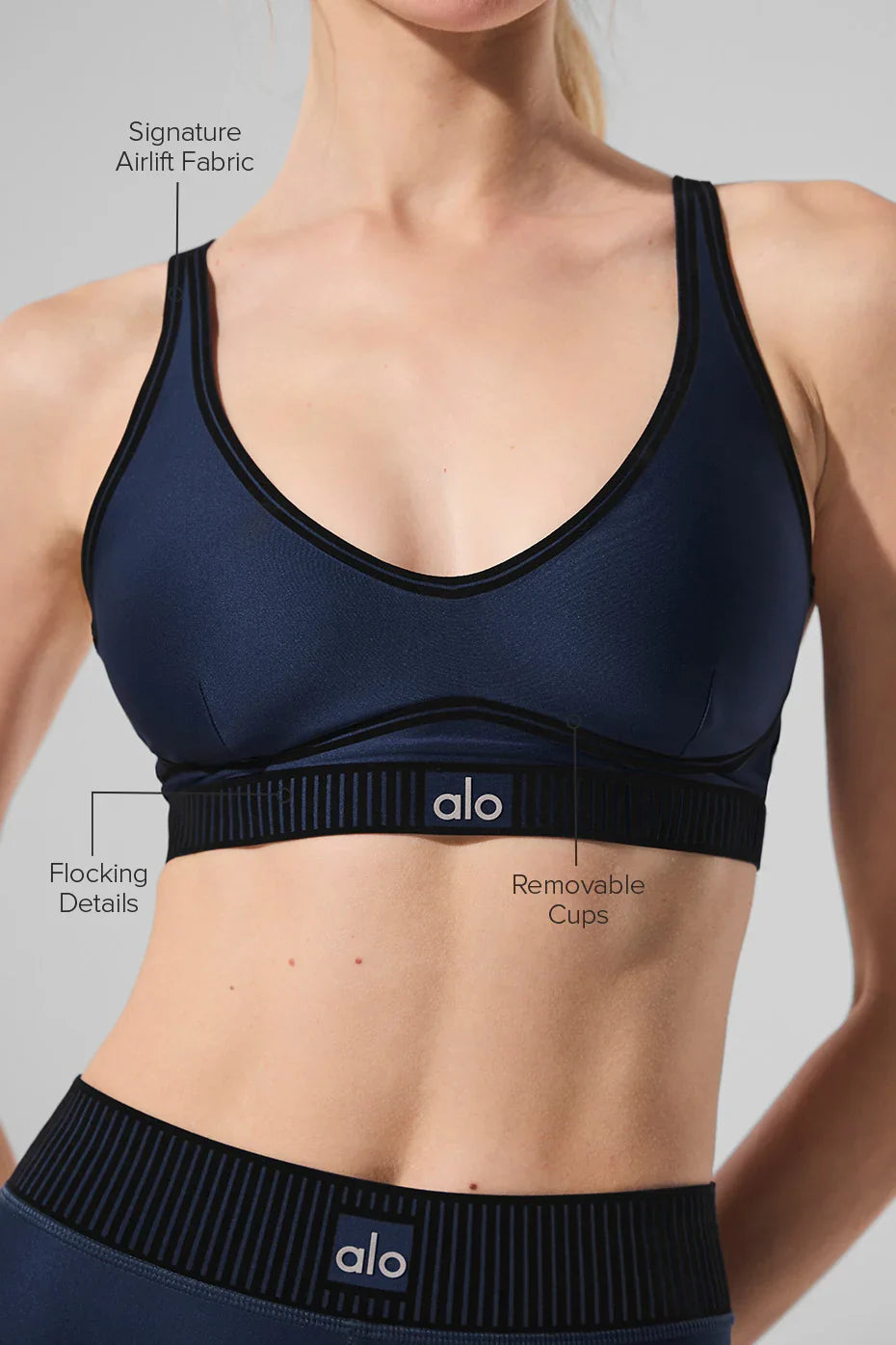 Ensemble Alo Yoga Airlift